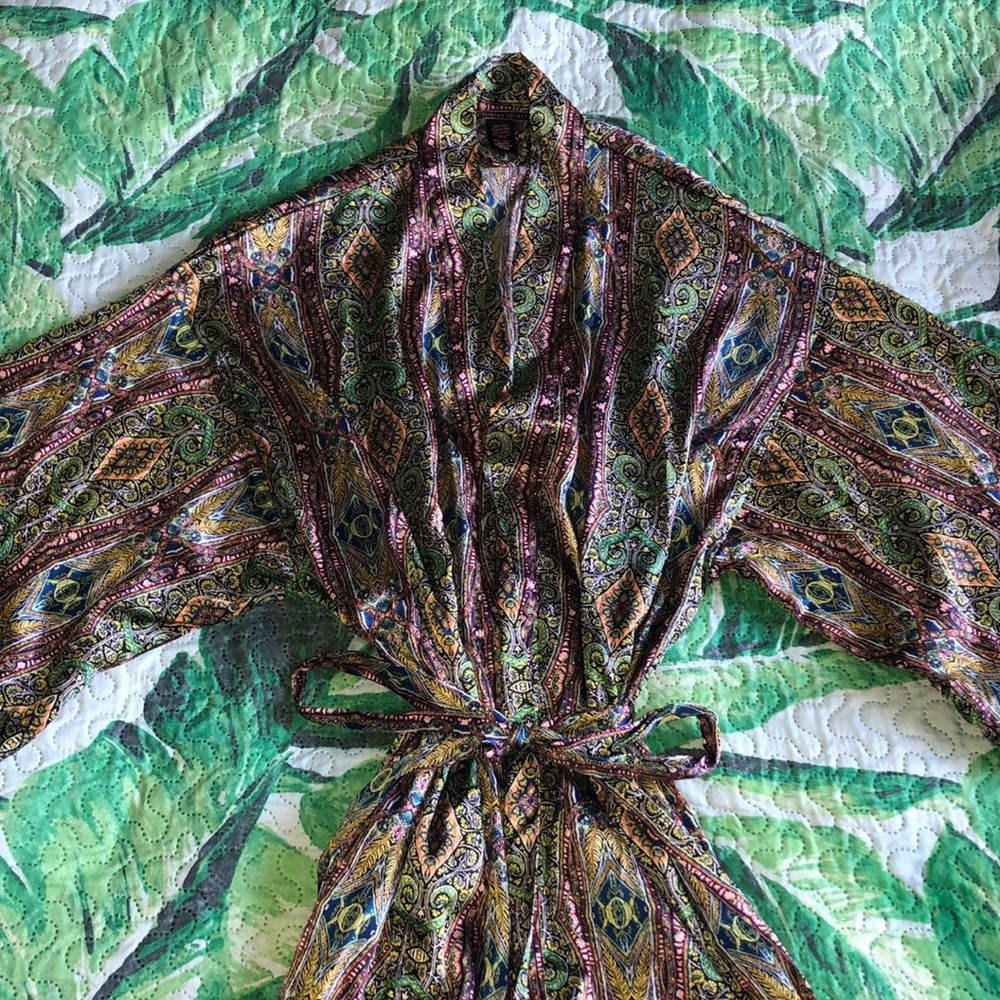 COPY - Victoria’s Secret Green Pattern Robe
